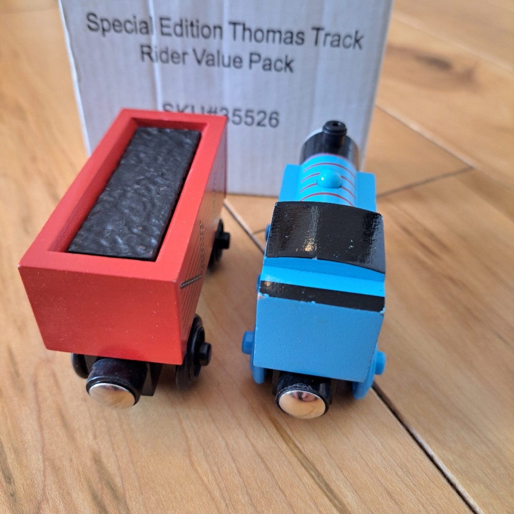 VHTF!  PEG PEREGO SPECIAL EDITION THOMAS TRACK RIDER Thomas Train Wooden Railway - Picture 9 of 12